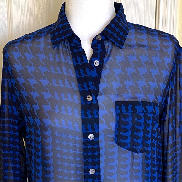 Vince Camuto Blue Black Sheer Hi-Low Blouse Top XS - Picture 2 of 8